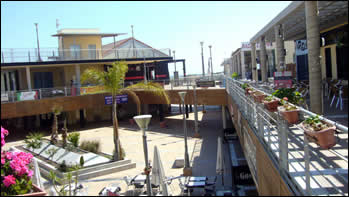Centro Comercial Flamenca Beach